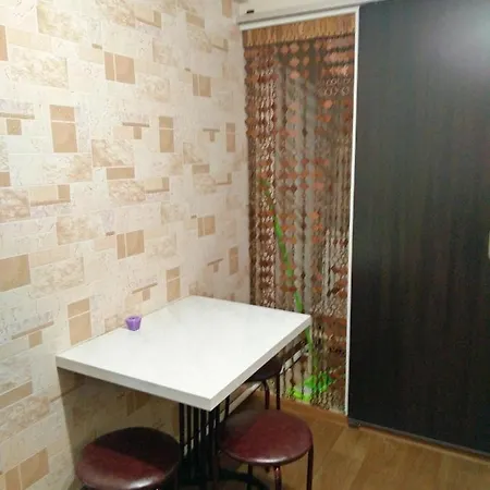 Apartment Nr Railway Station *