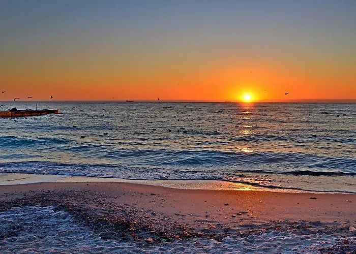 Nr Railway Station Apartment *