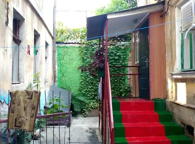 Nr Railway Station *